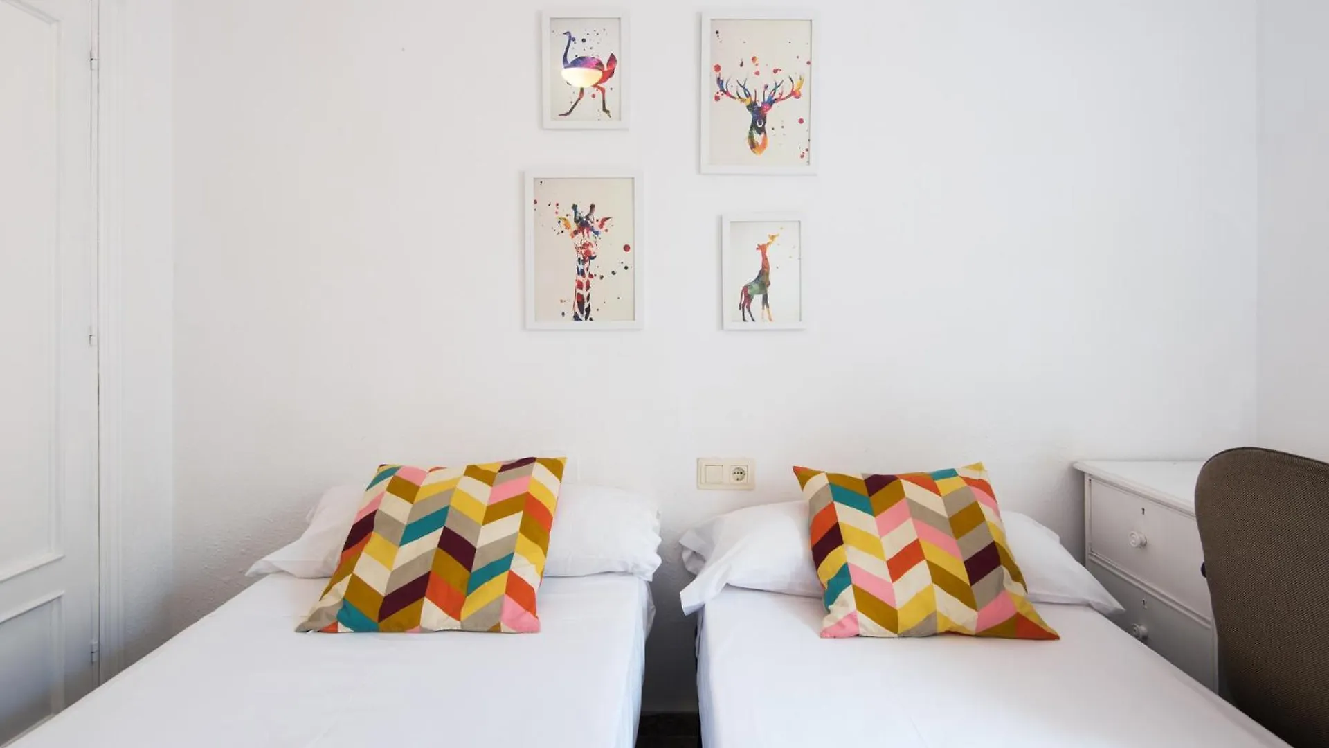 Atarazanas River Road Apartment Malaga 0*,  Spain
