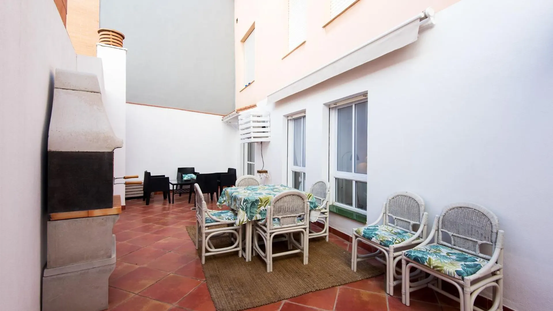 Atarazanas River Road Apartment Malaga
