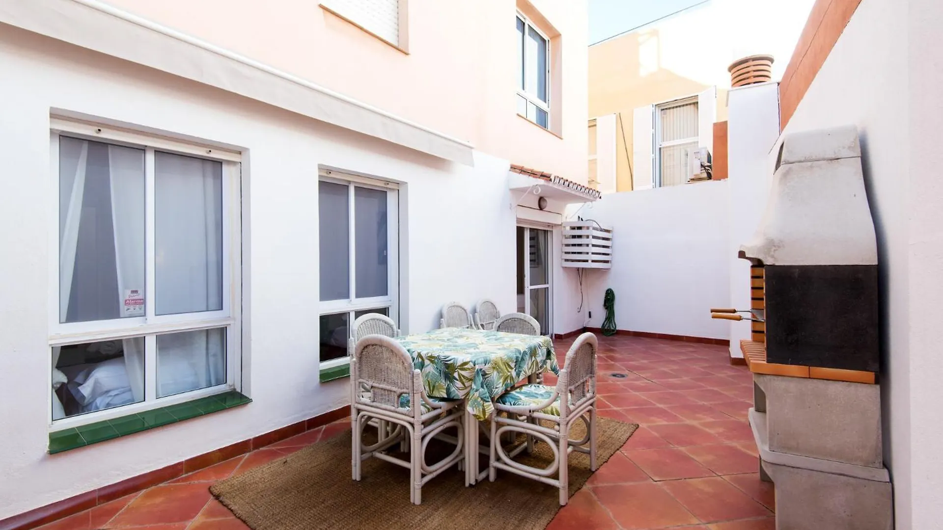 Atarazanas River Road Apartment Malaga